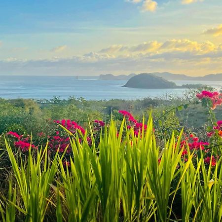 Hotel Lobster Bay Lombok Awang Exterior foto