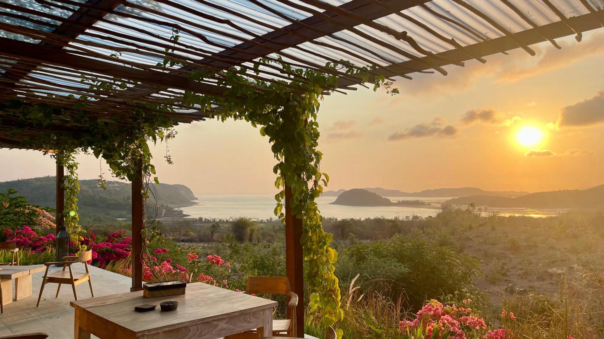 Hotel Lobster Bay Lombok Awang Exterior foto